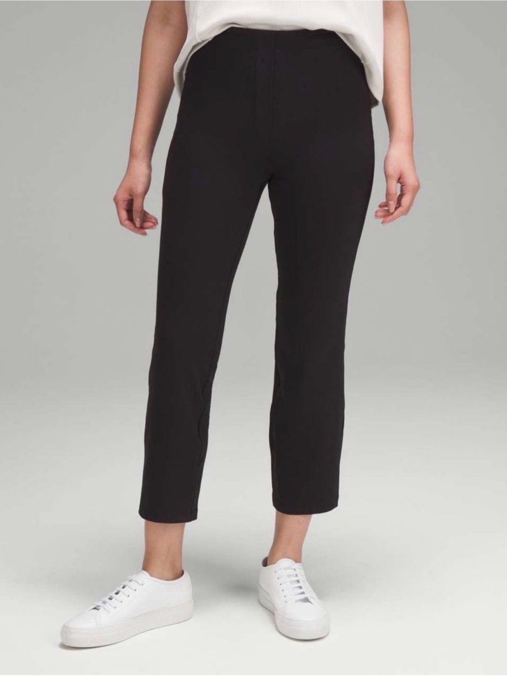 NWT Lululemon Smooth Fit Pull-On High-Rise Crop Pants Black Size 12
